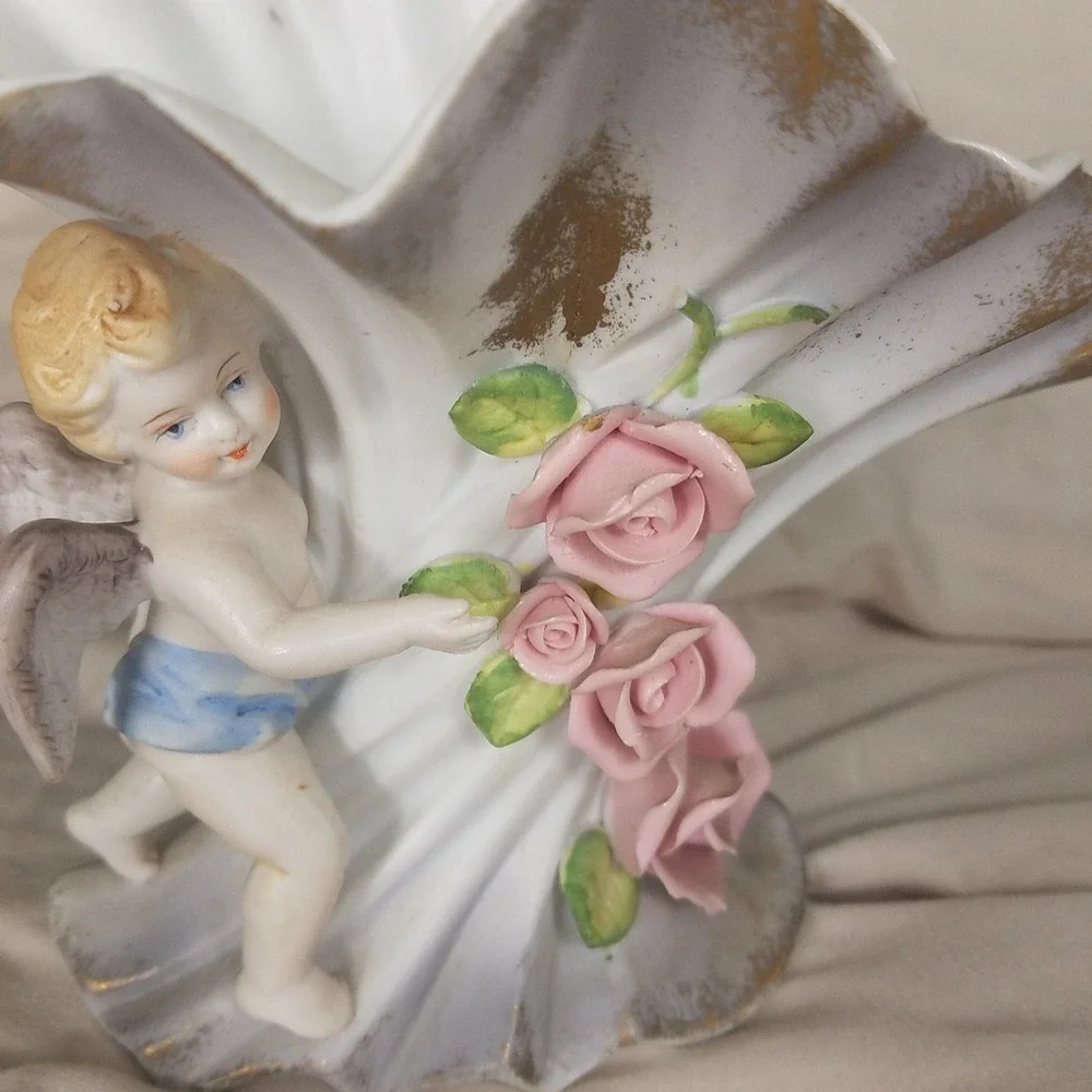 Vintage Cherub Figural Vase Japan White Pink Good Gold Trim Porcelain Angel Rose